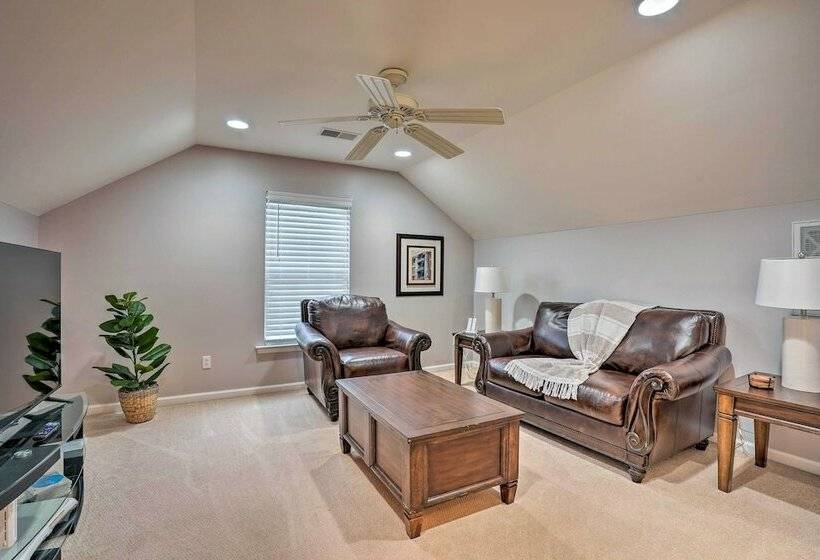 Bright Summerville Abode ~ 9 Mi To Water Park