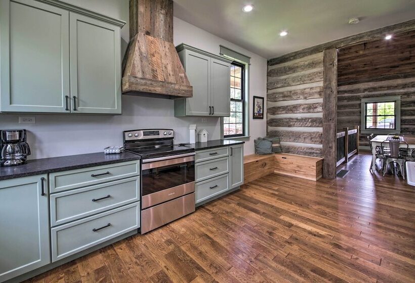 Bross Brother S Cabin W/ Wraparound Porch!