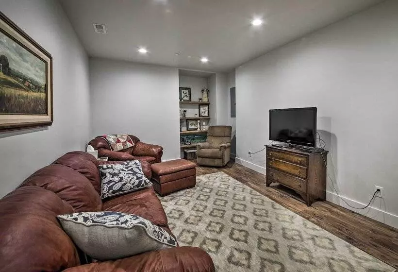 Bross Brother S Cabin W/ Wraparound Porch!