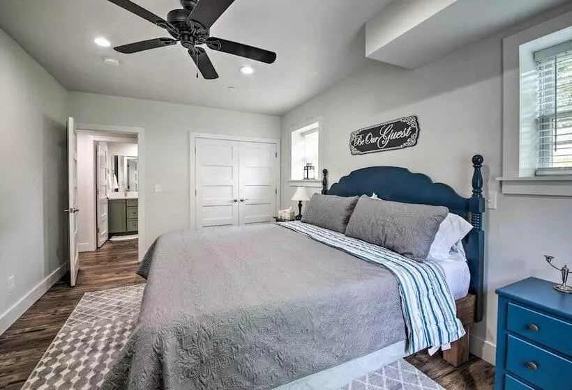 Bross Brother S Cabin W/ Wraparound Porch!