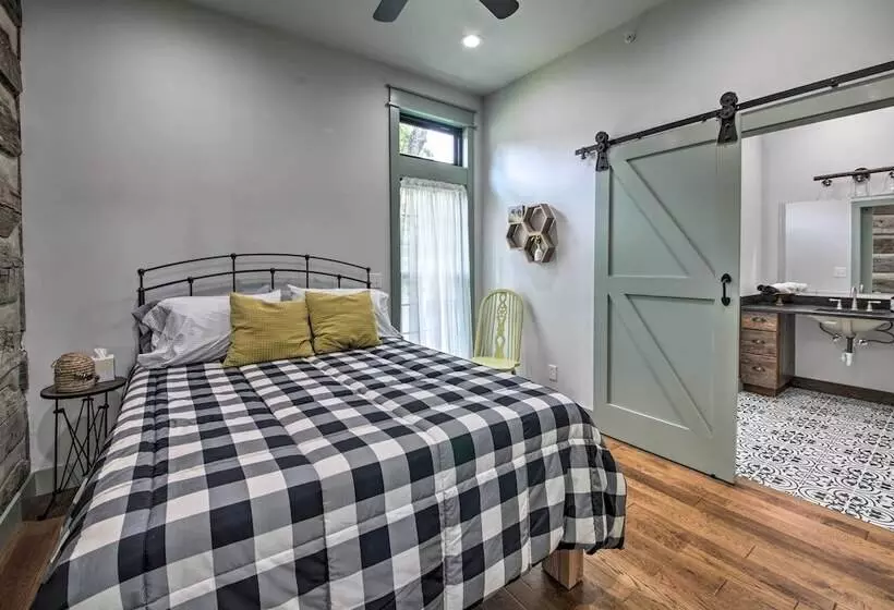 Bross Brother S Cabin W/ Wraparound Porch!