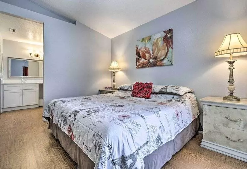 Charming Kissimmee Retreat W/ Pool & Lanai!