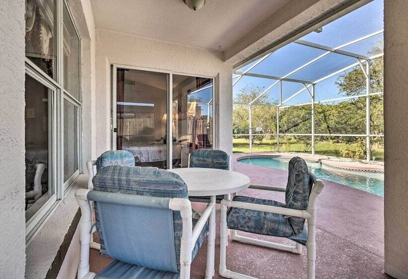 Charming Kissimmee Retreat W/ Pool & Lanai!