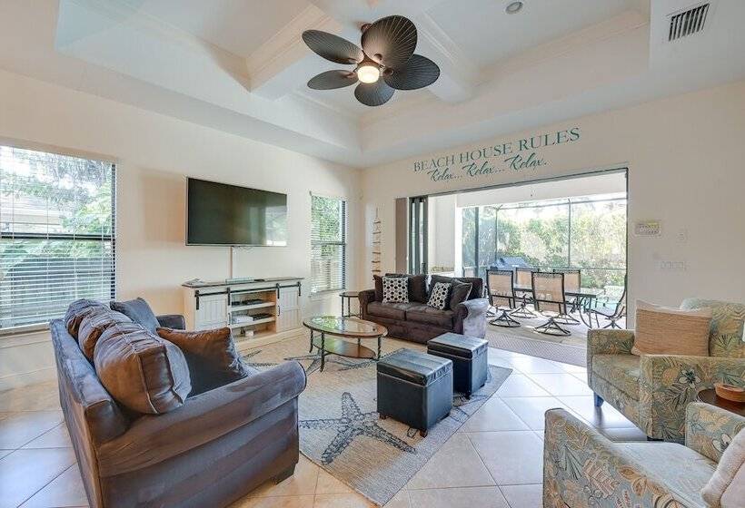 Chic Naples Retreat W/ Private Heated Pool & Lanai