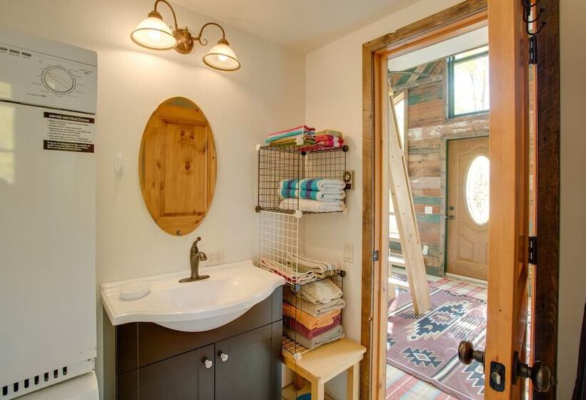 Colorful Cabin W/ Teepee, Fire Pits & Mtn Views!