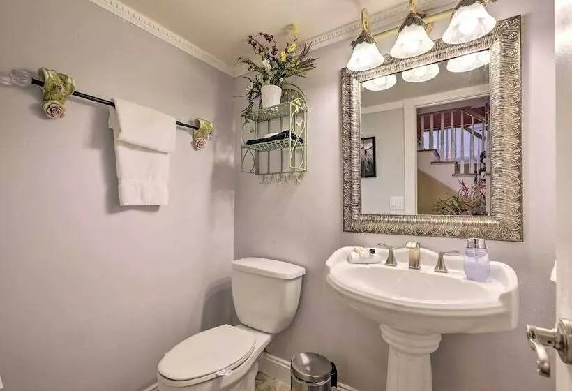 Cozy Home In Heart Of Tampa W/ Lanai & Pool!