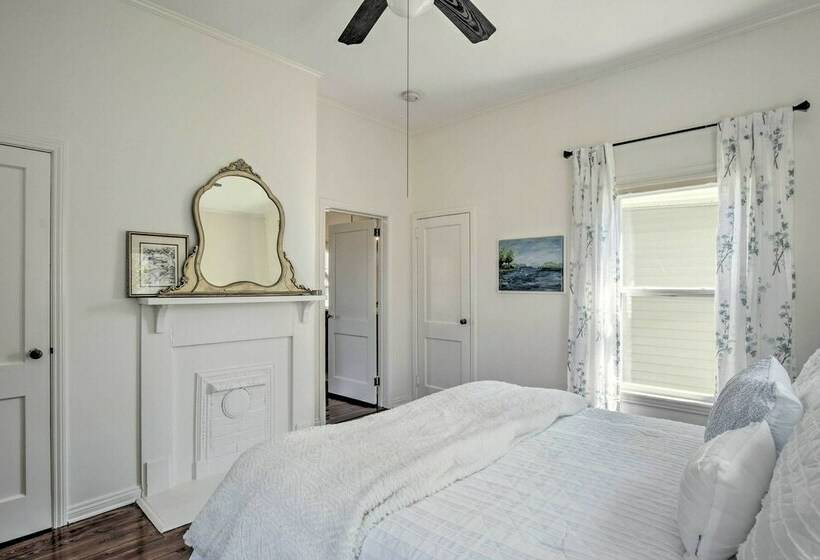 Cozy Home In Historic Area ~ 2 Mi To Main St!