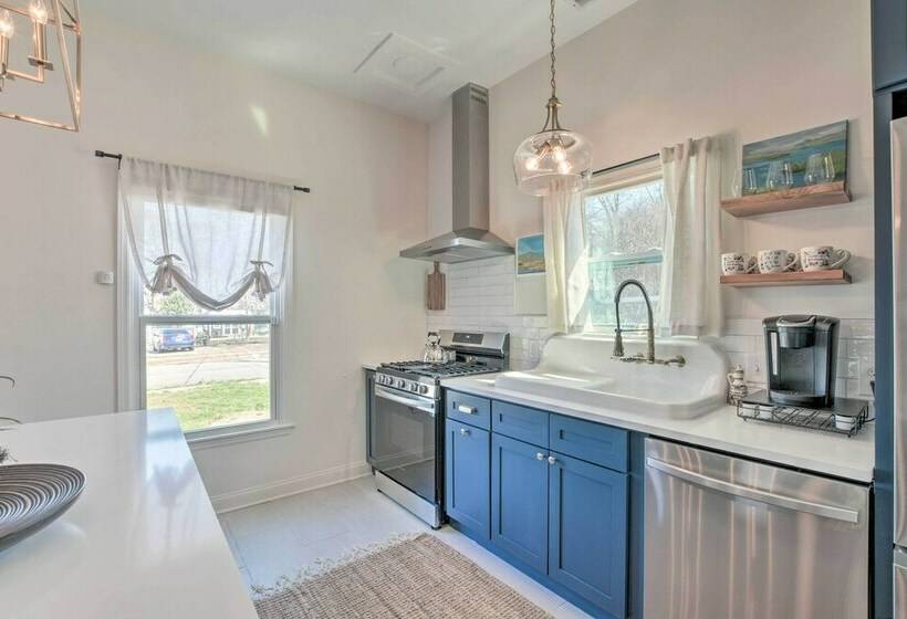 Cozy Home In Historic Area ~ 2 Mi To Main St!