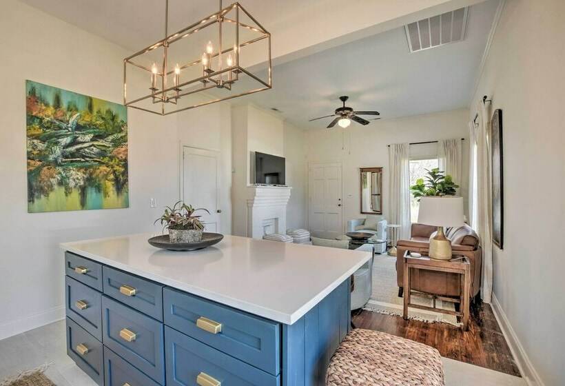 Cozy Home In Historic Area ~ 2 Mi To Main St!