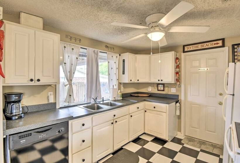 Cozy Pcb Cottage ~ 1 Block To Beach!