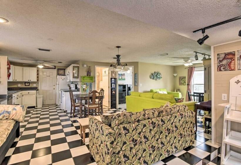 Cozy Pcb Cottage ~ 1 Block To Beach!