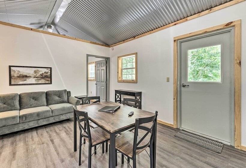 Creekside Cabin Retreat W/ Community Fire Pit