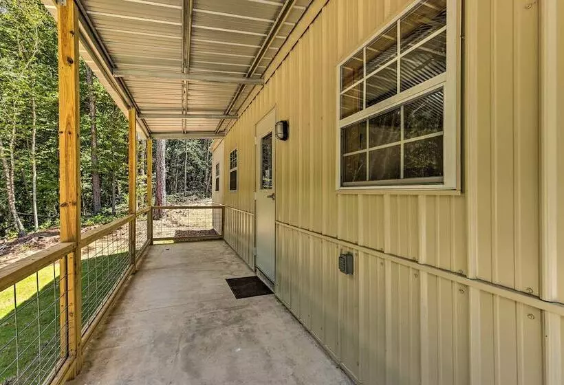 Creekside Cabin Retreat W/ Community Fire Pit