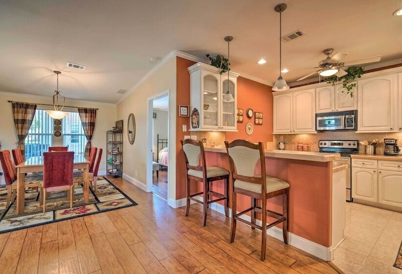 Equestrian Estate W/ Over 100 Mi Horse Trails