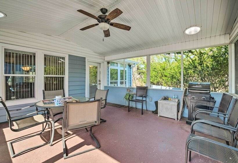 Equestrian Estate W/ Over 100 Mi Horse Trails