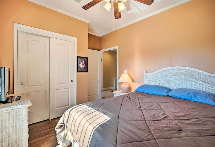 Equestrian Estate W/ Over 100 Mi Horse Trails