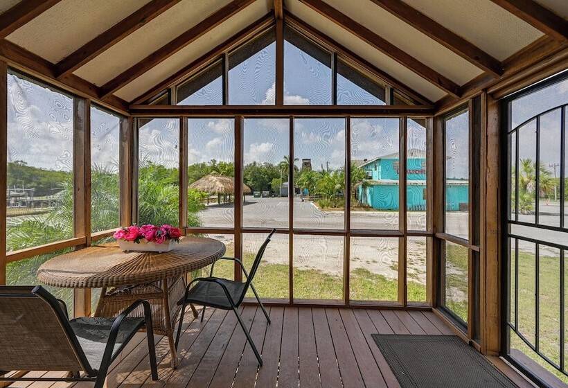 Everglades City Trailer Cabin: Boat Slip & Porch!