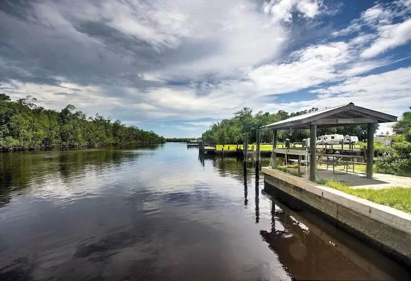 Everglades City Trailer Cabin: Boat Slip & Porch!