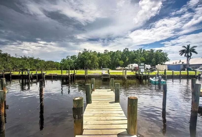 Everglades City Trailer Cabin: Boat Slip & Porch!