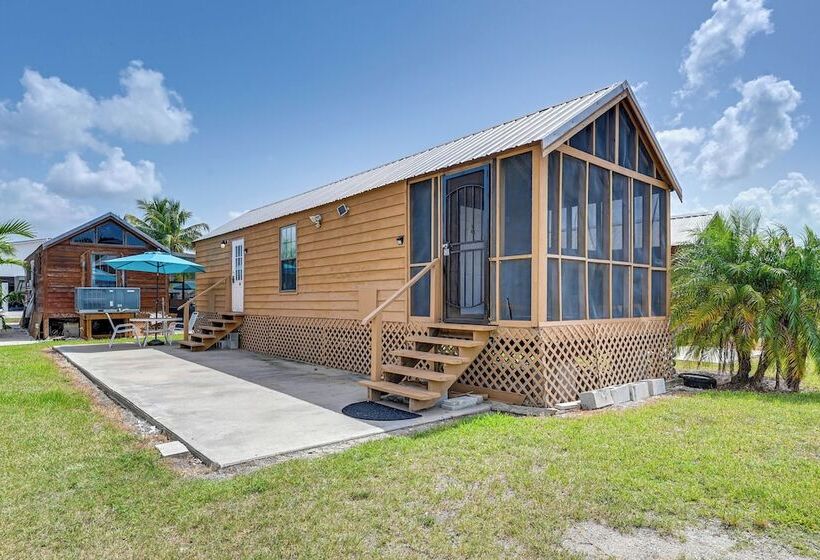 Everglades City Trailer Cabin: Boat Slip & Porch!
