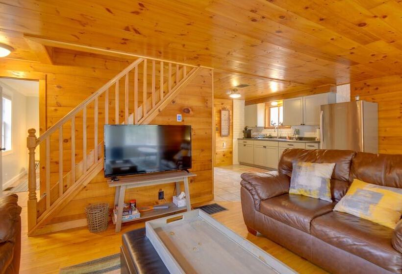 Center Ossipee Cabin W/ Game Room & Fire Pit!