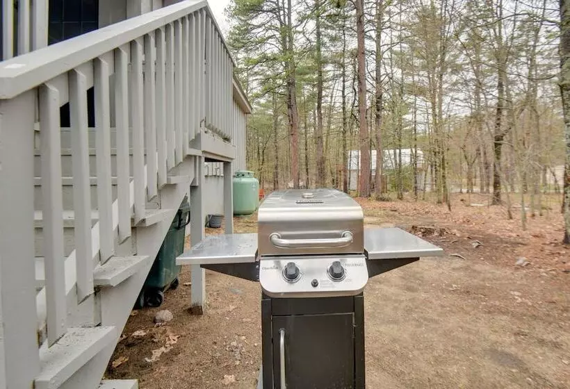 Center Ossipee Cabin W/ Game Room & Fire Pit!