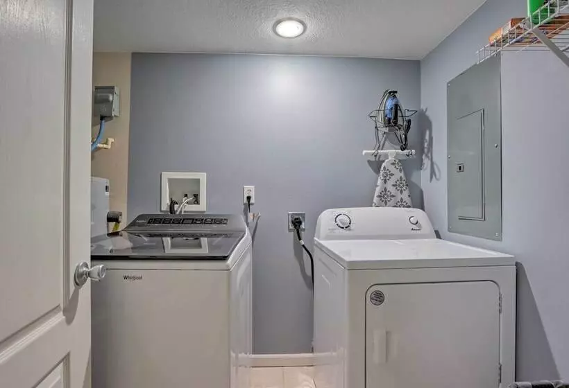 < 1 Mi To Marina: Family Friendly Osage Beach Home