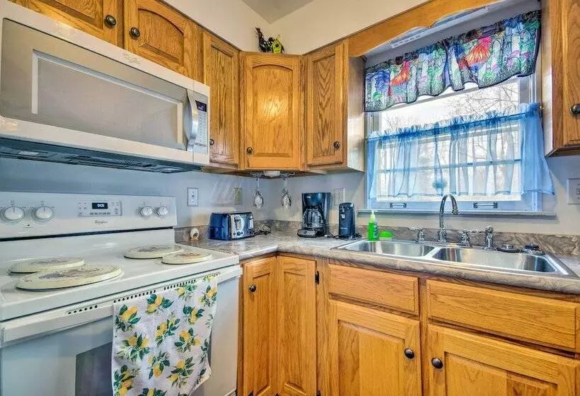 Familyfriendly Home Near Maramec Spring Park!