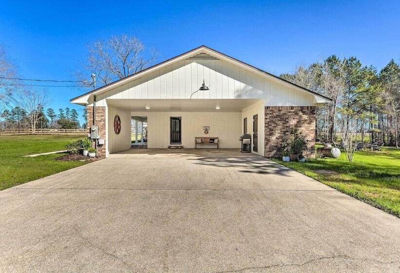 Green Acres  Home W/ Fire Pit + Fishing Pond