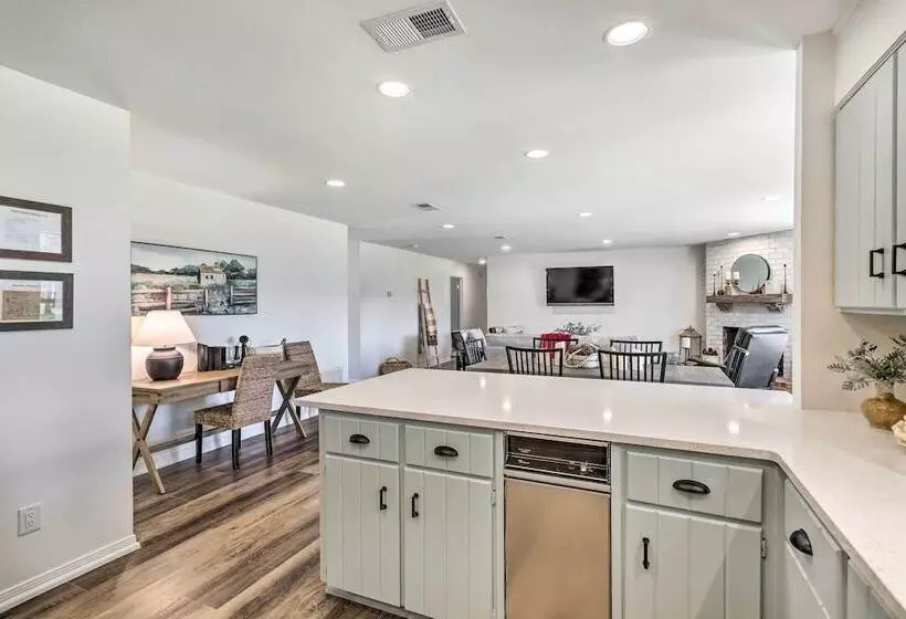 Green Acres  Home W/ Fire Pit + Fishing Pond