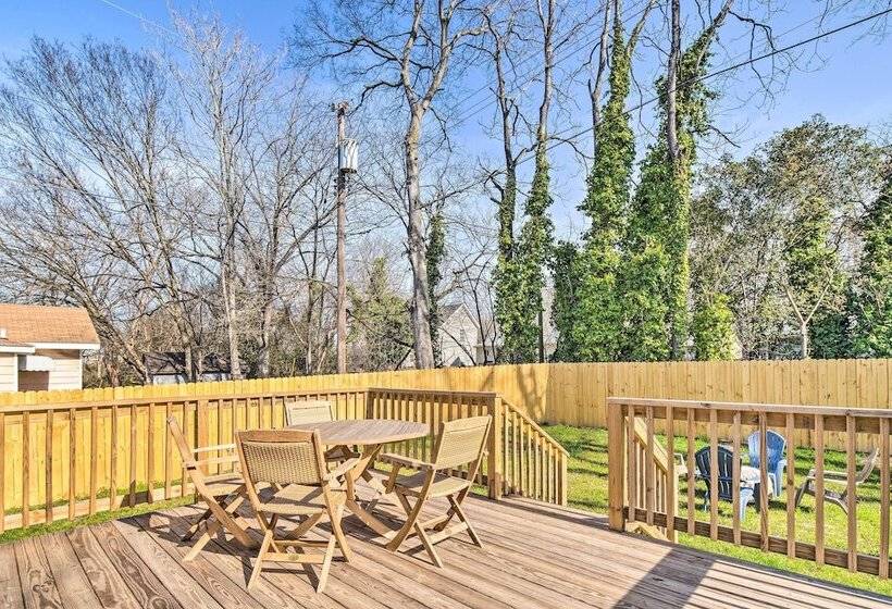 Greenville Escape W/ Deck + Fire Pit!
