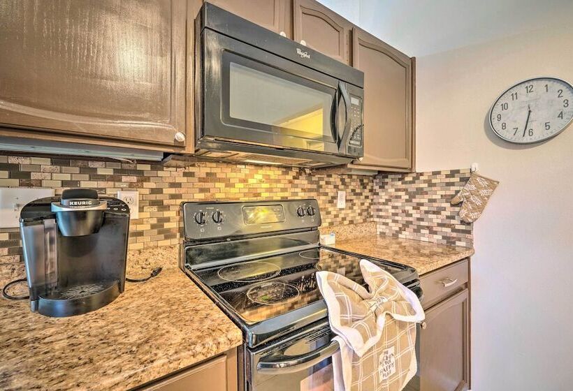 Kissimmee Home W/ Private Pool & Lanai