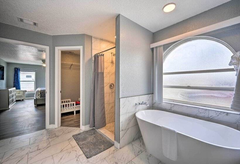 Kissimmee Retreat W/ Pool ~ 8 Mi To Old Town!