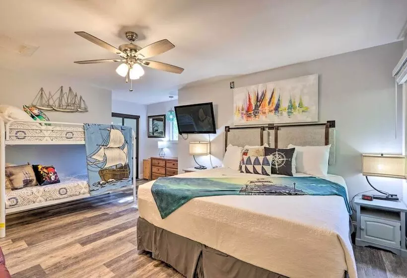 2 Mi To Margaritaville: Lake Of The Ozarks Home!