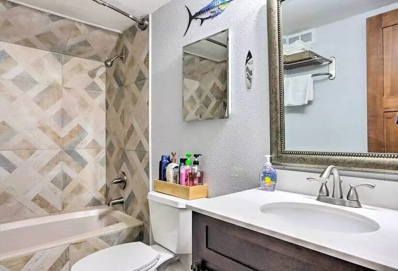 2 Mi To Margaritaville: Lake Of The Ozarks Home!