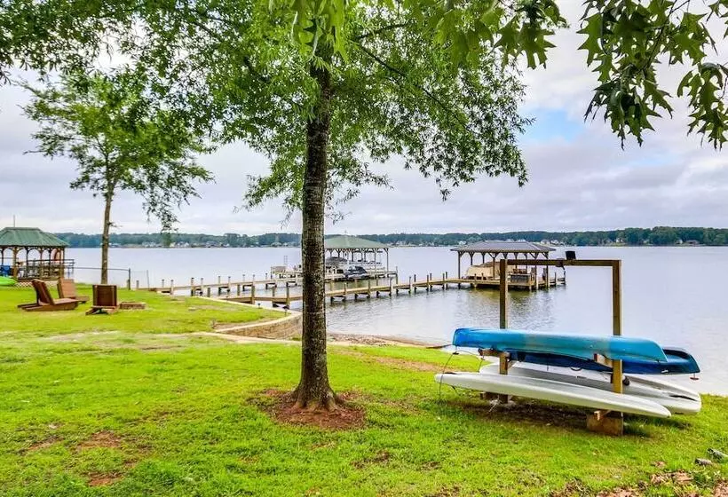 Lakefront Retreat W/ Private Dock!
