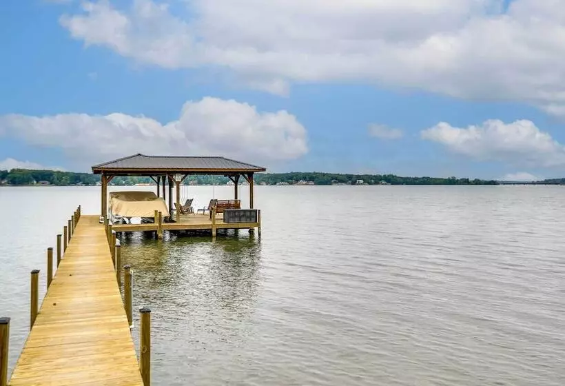 Lakefront Retreat W/ Private Dock!