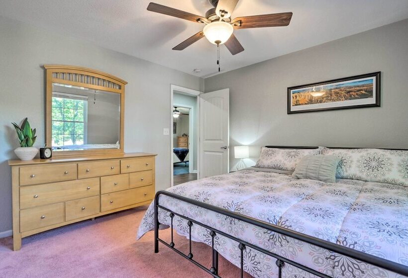 Dock & Jet Ski Slip: Lakeside Sunrise Beach Home!