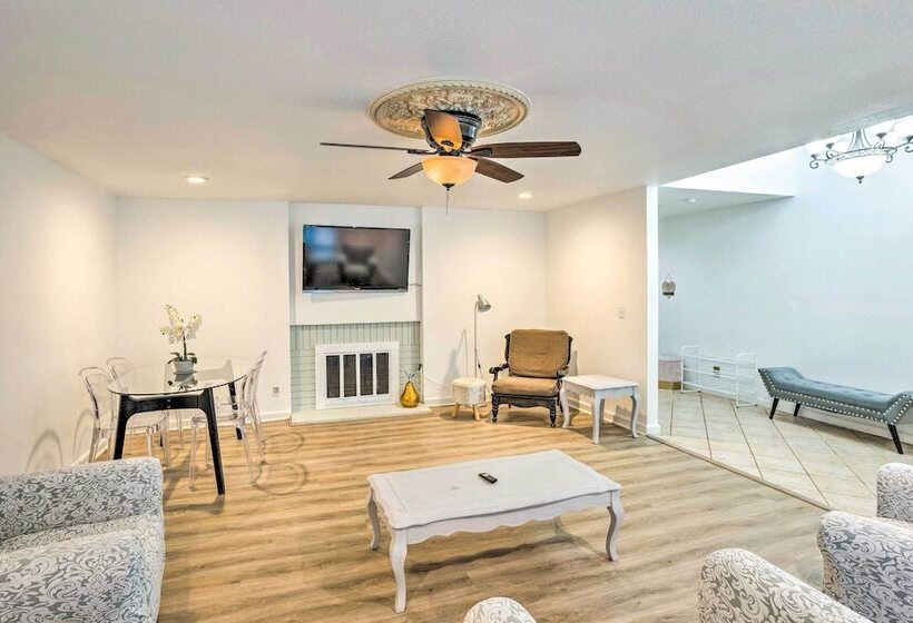 Lovely Manorwood Home W/ Private Indoor Pool!