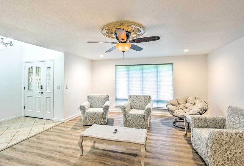 Lovely Manorwood Home W/ Private Indoor Pool!