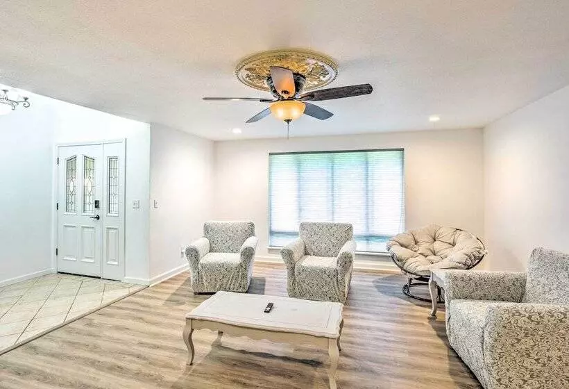 Lovely Manorwood Home W/ Private Indoor Pool!