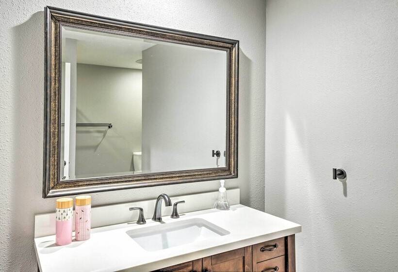 Lovely Manorwood Home W/ Private Indoor Pool!