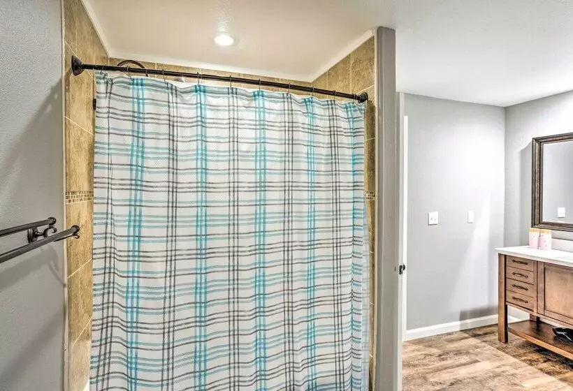 Lovely Manorwood Home W/ Private Indoor Pool!