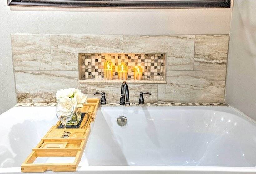 Lovely Manorwood Home W/ Private Indoor Pool!