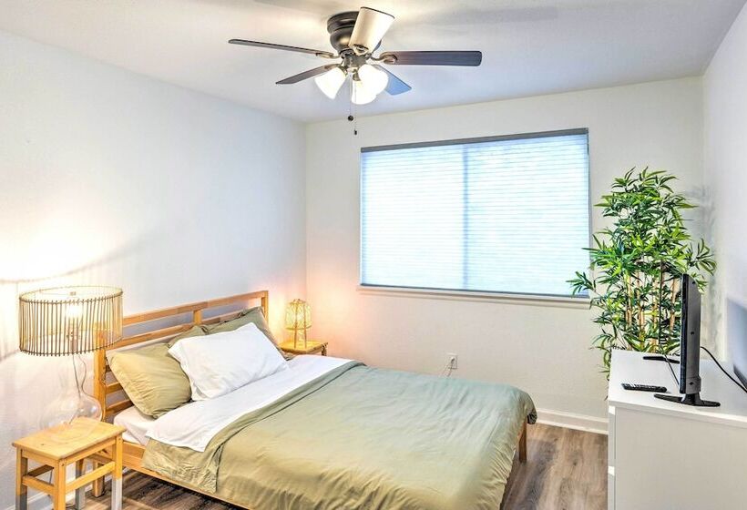 Lovely Manorwood Home W/ Private Indoor Pool!