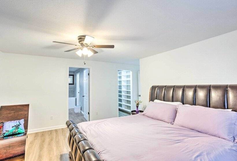 Lovely Manorwood Home W/ Private Indoor Pool!