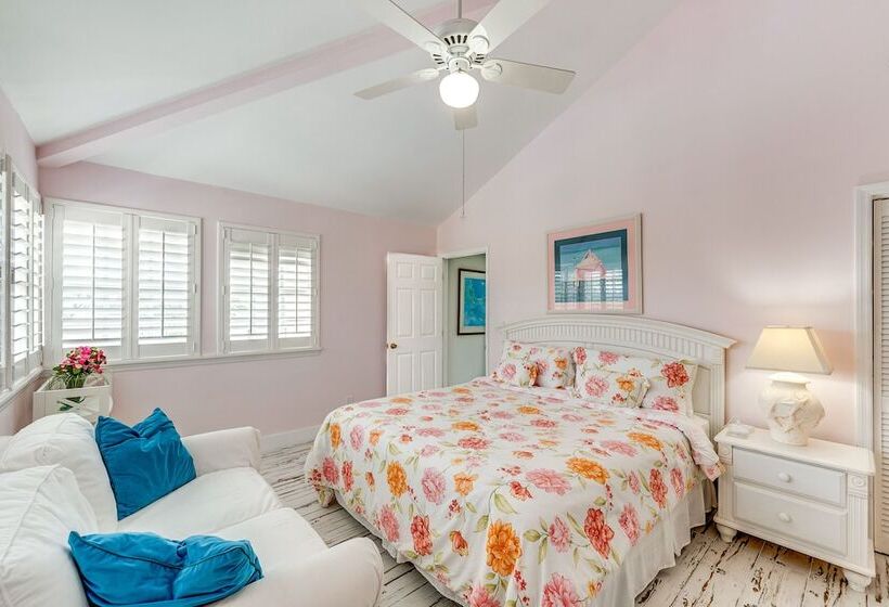 Luxury Key Largo Home W/ Guest House & Pool!