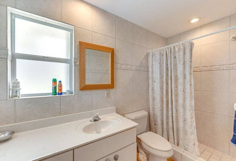 Luxury Key Largo Home W/ Guest House & Pool!