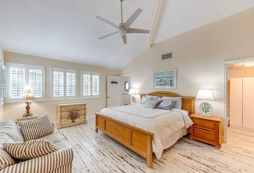 Luxury Key Largo Home W/ Guest House & Pool!