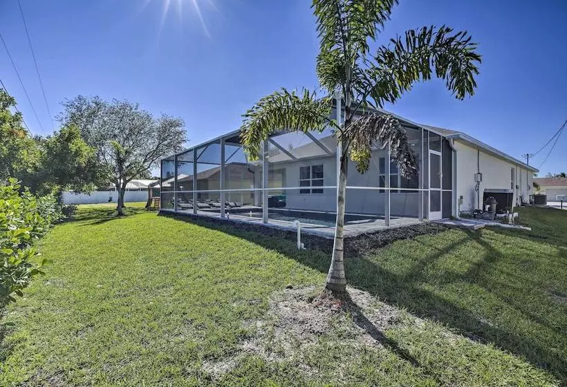 3 Mi To Beach: Cape Coral Home W/ Heated Pool